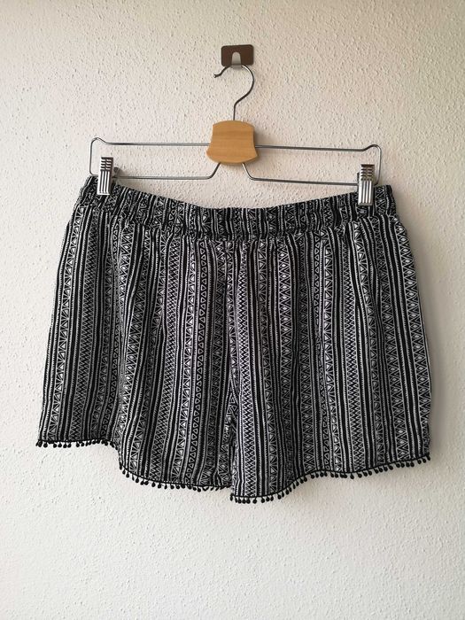 Calções curtos preto e branco Esmara, tamanho 42