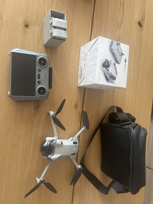 Dji mini 4 pro  2 bateie hab