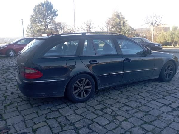 Para peças MERCEDES-BENZ Classe E (W211)