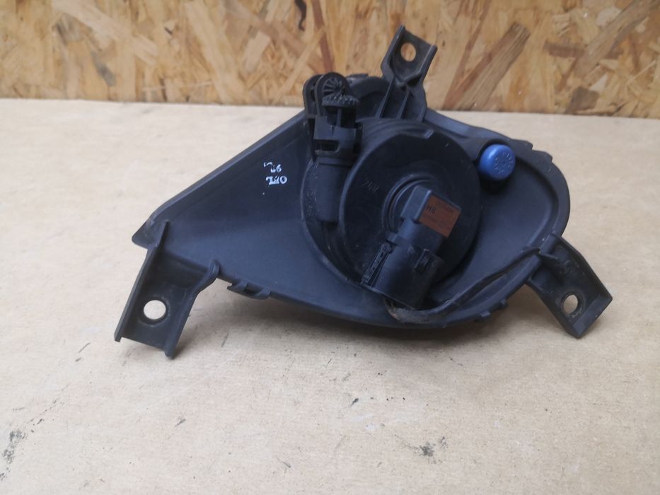 Halogen przedni prawy BMW e90 e91 lift