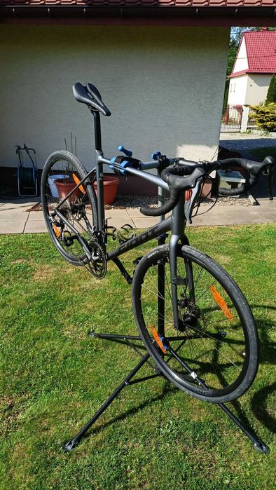 Rower Giant Contend AR 4 Charcoal XL, pedały SPD gratis