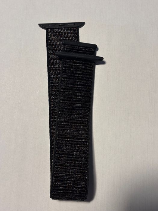 Apple iWatch Series 4, 44mm, Preto, bracelete loop desportiva preto