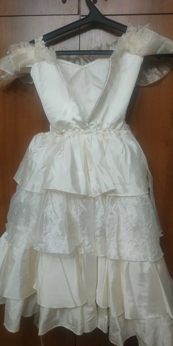 Платье нарядное нежное