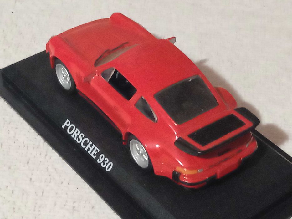 model Porsche 930