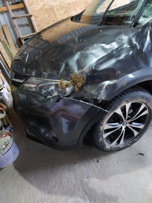 Toyota RAV4 Auto z polskiego salonu serwisowany do końca.