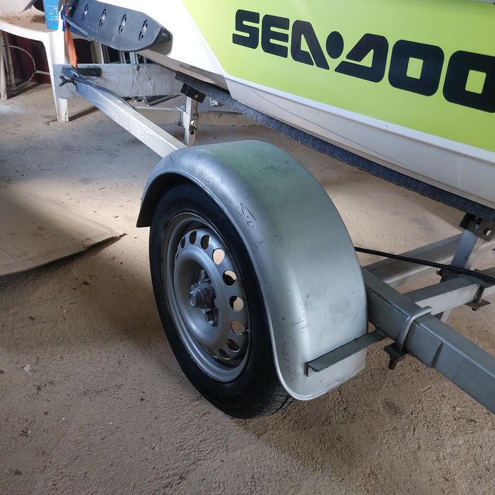 Atrelado Toniauto mota de agua