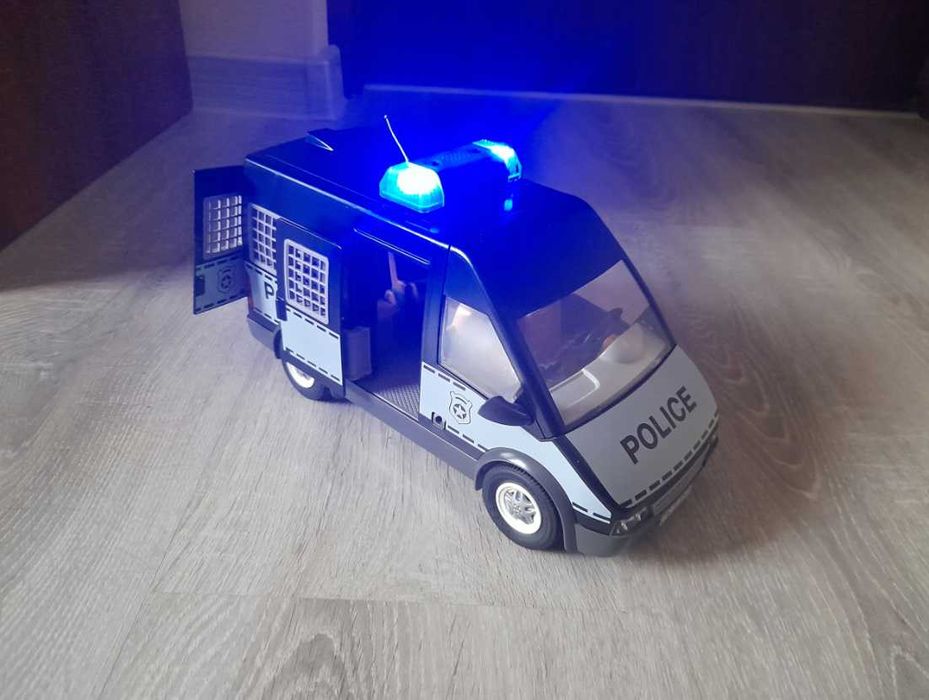 Playmobil  Samochód brygady policyjnej Prezent policja