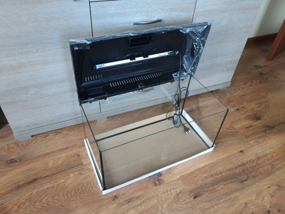 Akwarium 63L NOWE Z oświetleniem Led