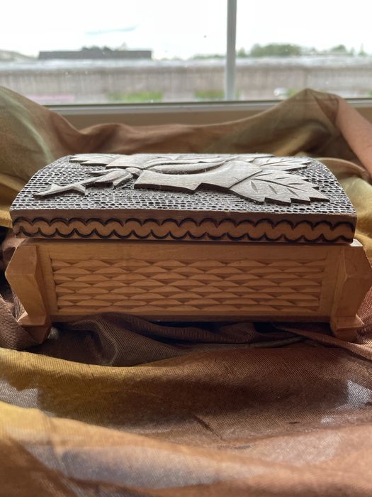 Скринька дерево для прикрас вінтаж