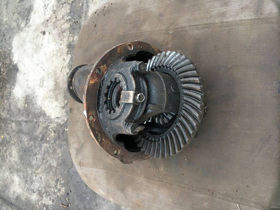 Продам редуктор на ваз 2103