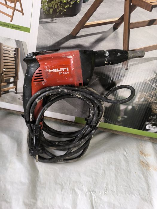 Máquina hilti com fio para pladur