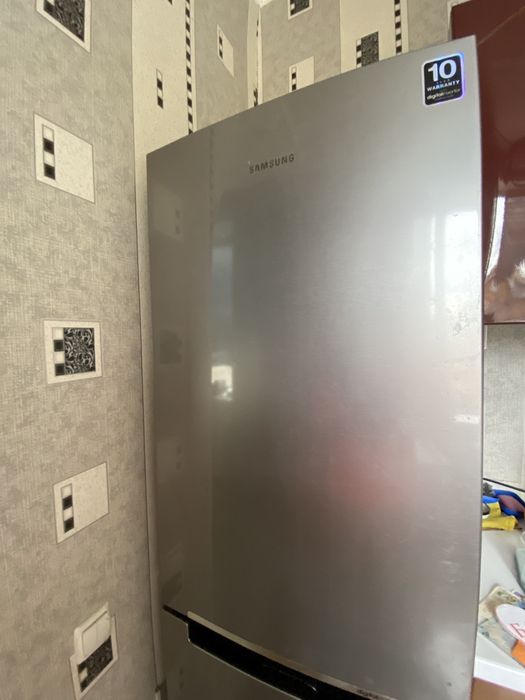 Холодильник  Samsung No Frost