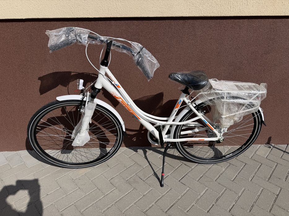 Rowery, rowery elektryczne, hulajnogi elektryczne.