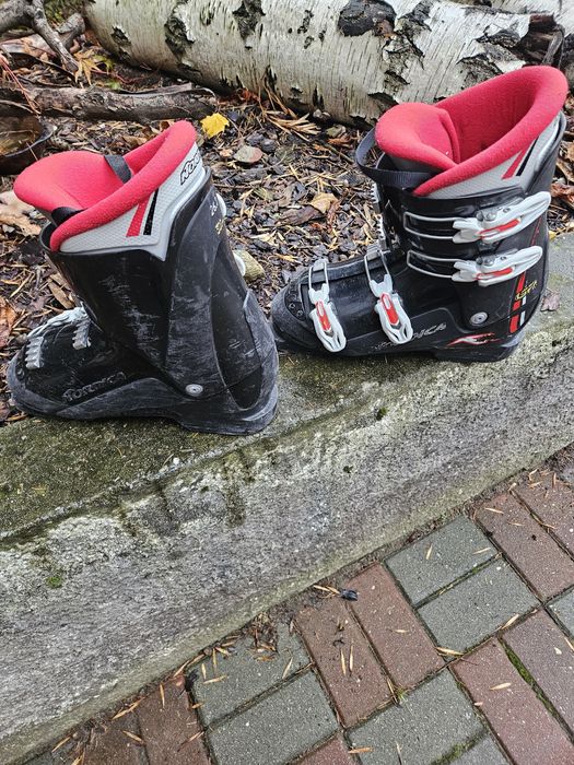 Buty narciarskie juniorskie