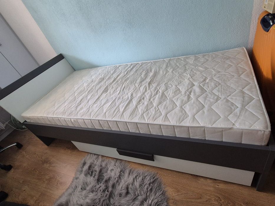 Łóżko z szufladą + materac