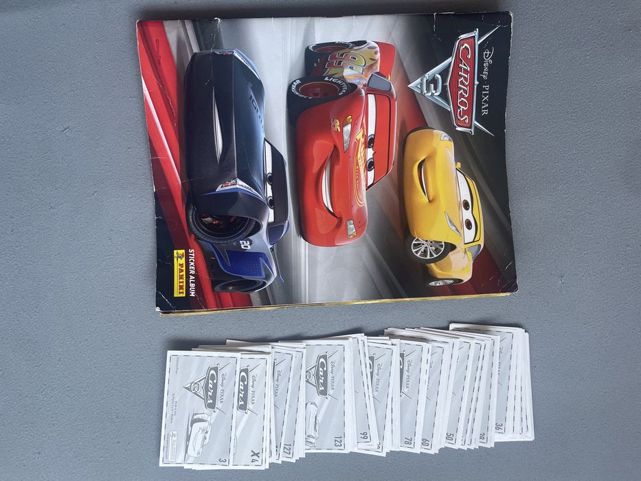 Caderneta Cars 3