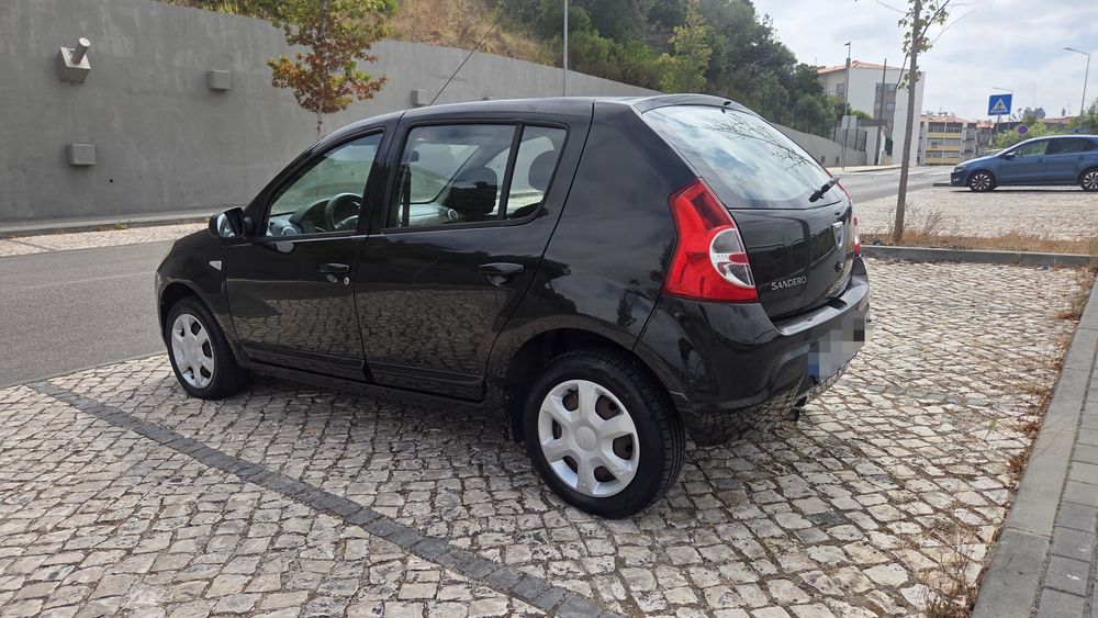 Dacia Sandero 1.2 16 v  75cv