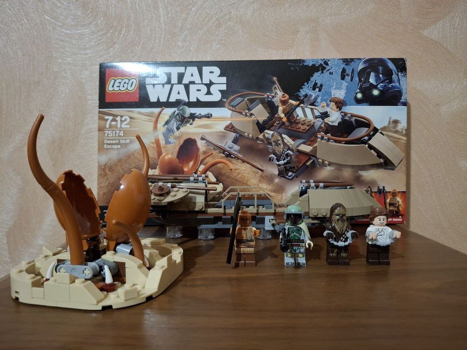 Набір Lego 75174 "Пустельна втеча"