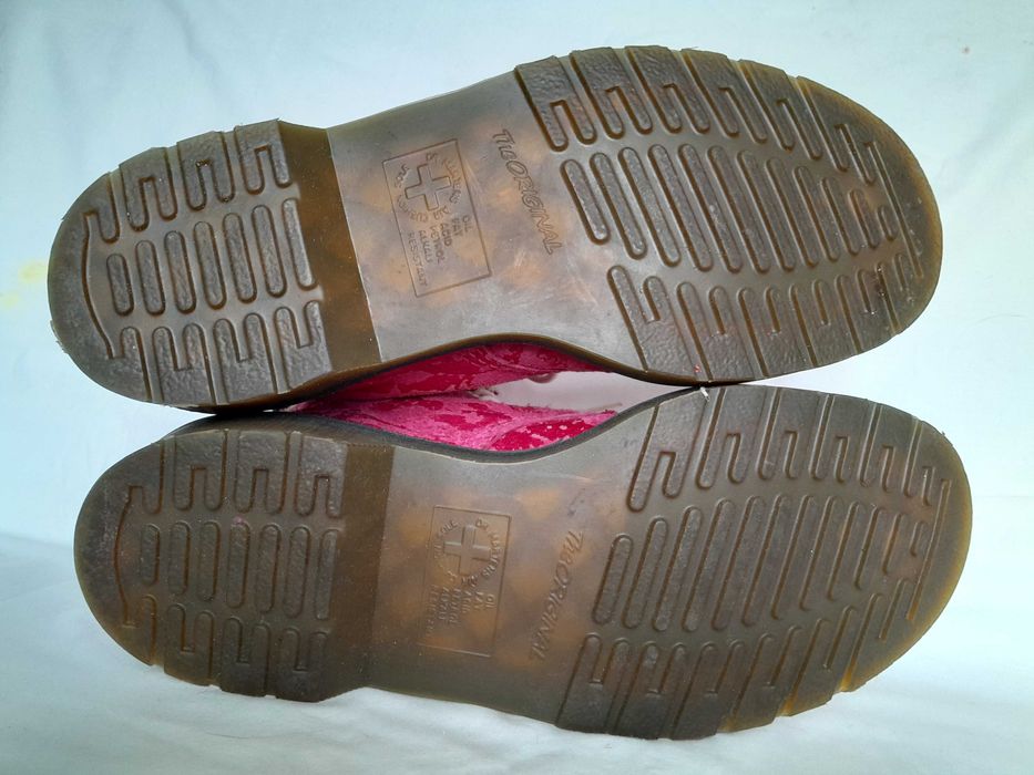 Sprzedam buty damskie Dr Martens 1460