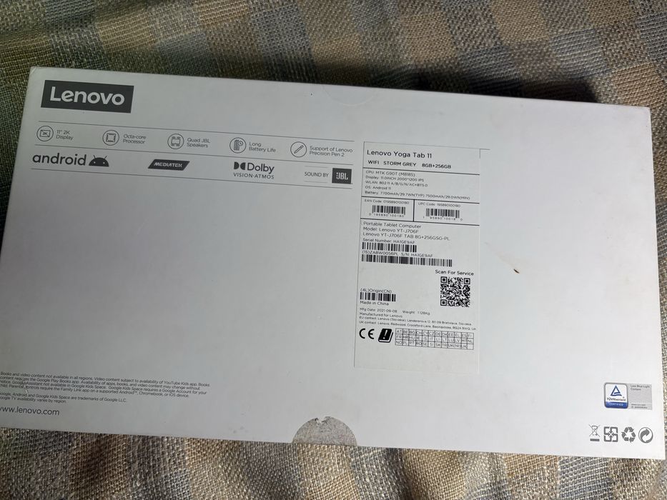 Tablet Lenovo Yoga Tab 11 w bardzo dobrym stanie.