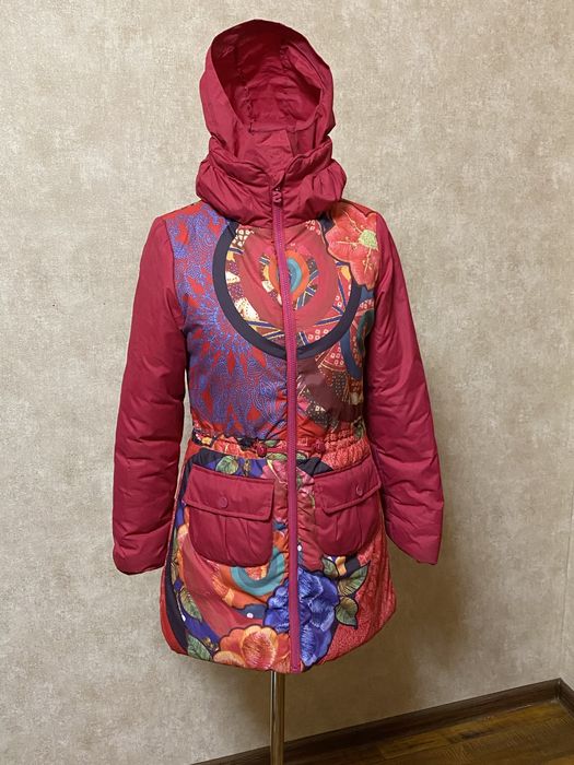 Курточка  iспанська демисезонна утеплена  для дівчинки на 10-13  років