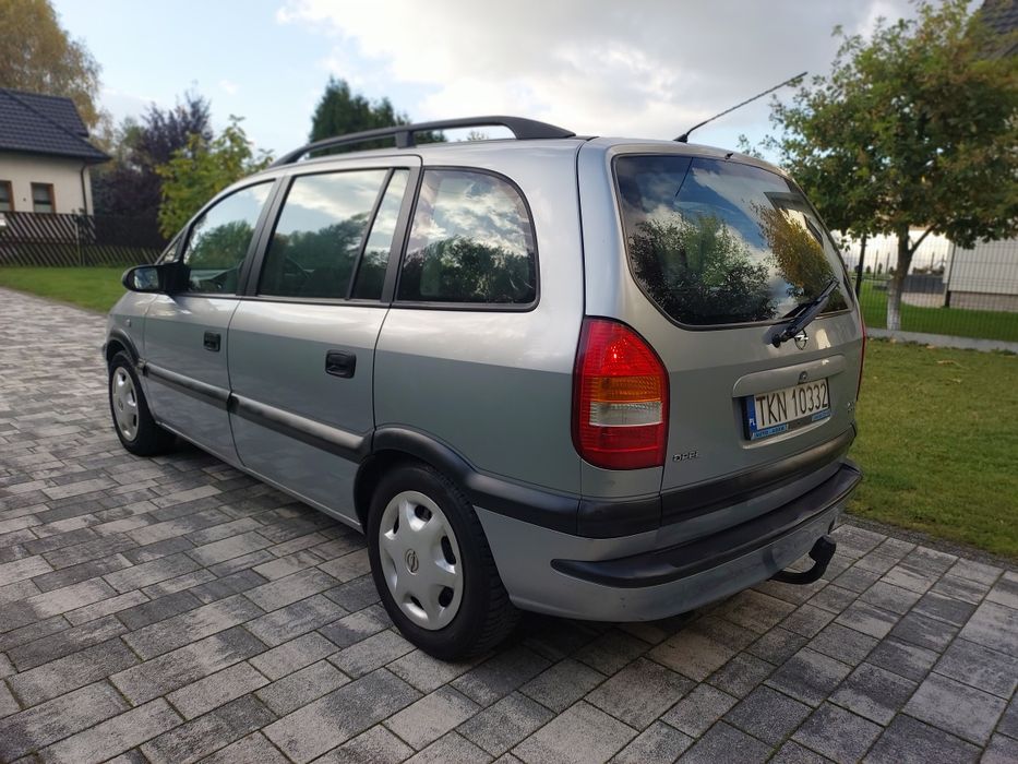 Opel Zafira 1.6 Benz.+ GAZ 7 Osobowa Stan b. dobry