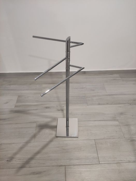 Conjunto 1 toalheiro + 2 porta rolos com piaçaba