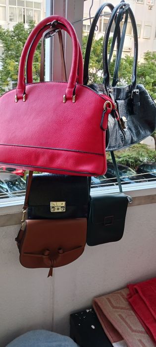 Malas pele, preço  entre 5 e22€