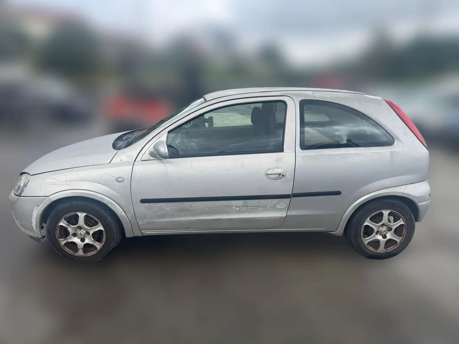 Opel Corsa C 1.7DI Van de 2001 para peças