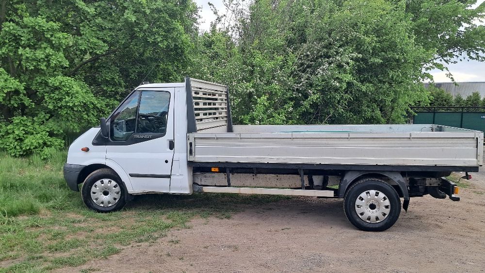 Ford Transit długa skrzynia