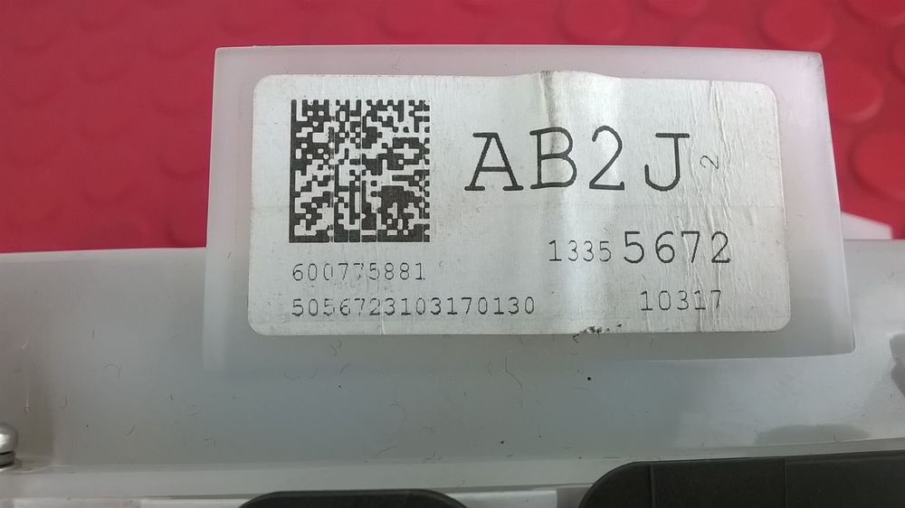 Quadrante - 13355672 / 600775881 / 769317420U - OPEL ASTRA J (P10)
