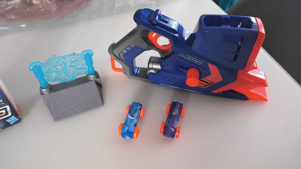 Бластер NERF Nitro Flashfury CHAOS