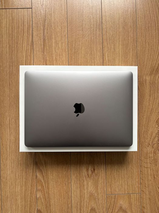 Apple Macbook Pro 13” M1 16GB Ram, 512GB Dysk