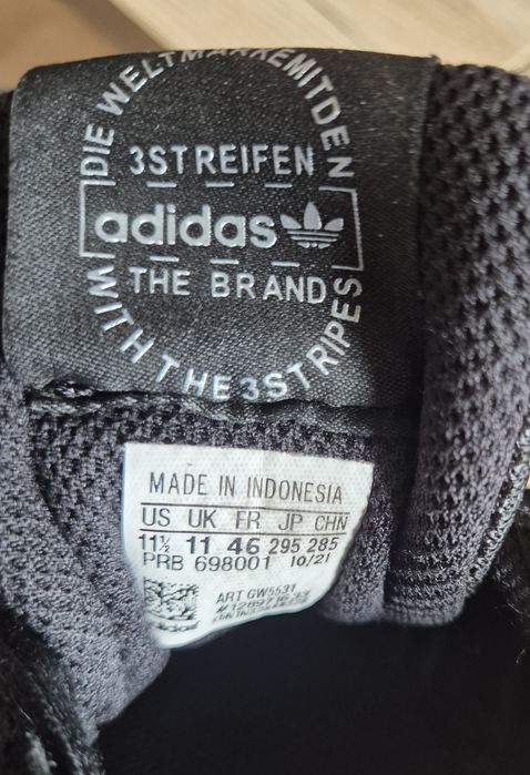 Buty Adidas ZX 750 czarne sportowe