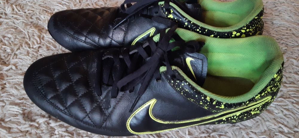 Бутсы футбол р.39