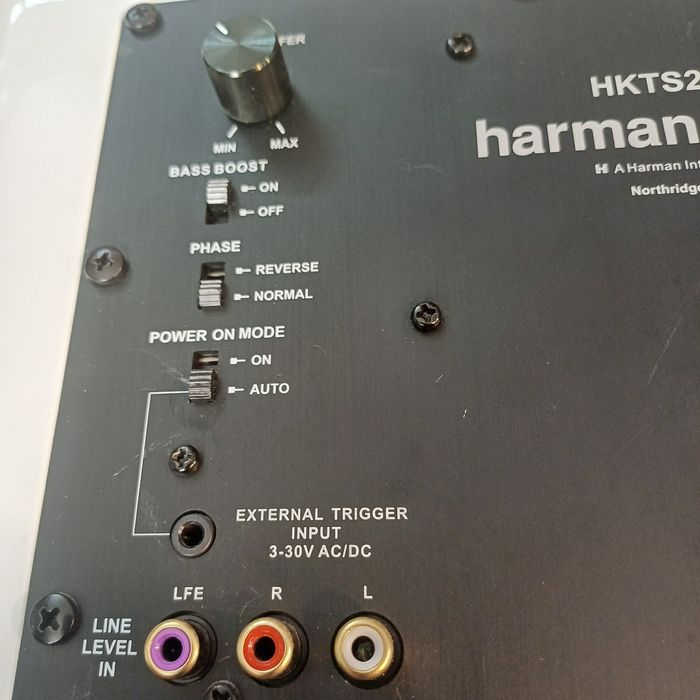 Harmon/KardomHKTS200SUBB