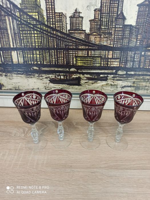 Komplet kryształowych kieliszków – rubinowe, ręcznie szlifowane