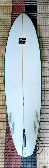 Prancha de Surf 6'8" Bonzer Handshaped – 48L | 600€ Negociáveis