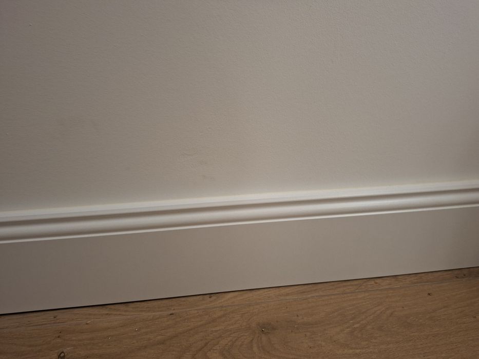 Listwa przypodłogowa biała MDF 12 cm 30 metrów