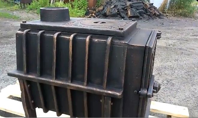 Буржуйка чугунная с варочной поверхностью