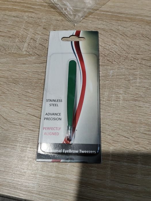 Pęseta do brwi z końcówką punktową