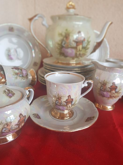 Сервіз чайний перламутровий "Пастушка".