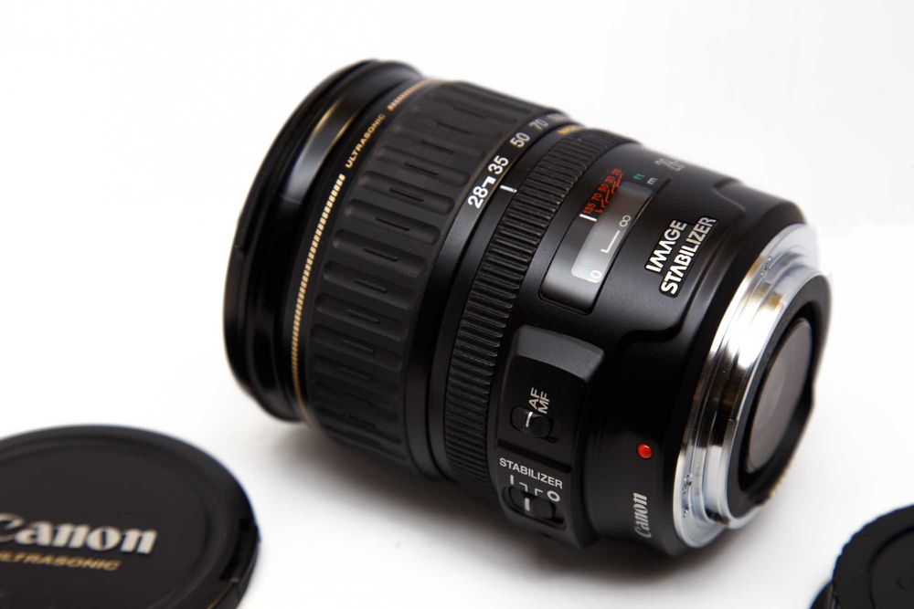 Canon EF 28-135mm f/3.5-5.6 IS USM як новий