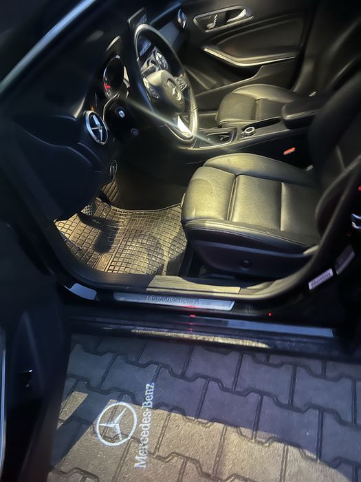Mercedes CLA  250. 4-Matic  2018r PANORAMA