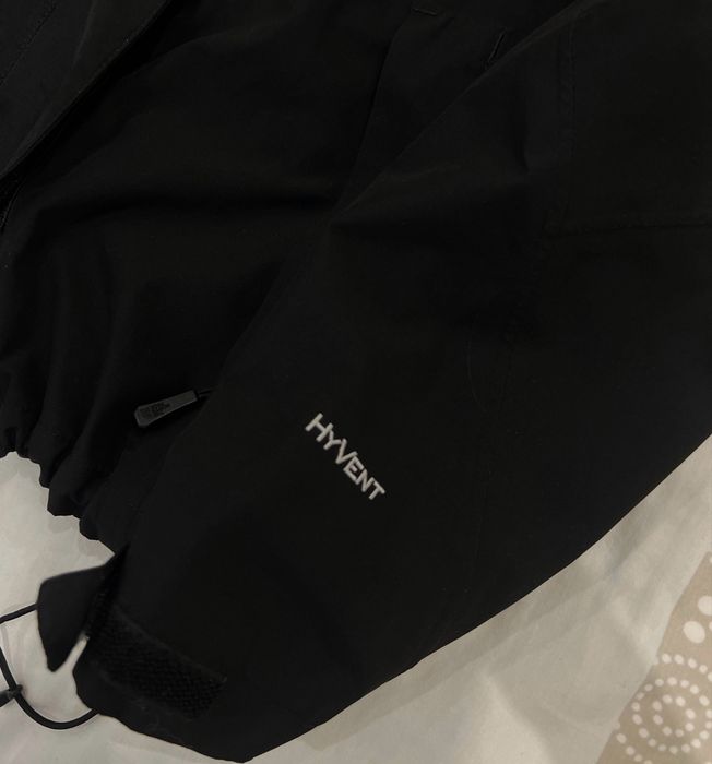 The north face куртка-вітровка на затяжках