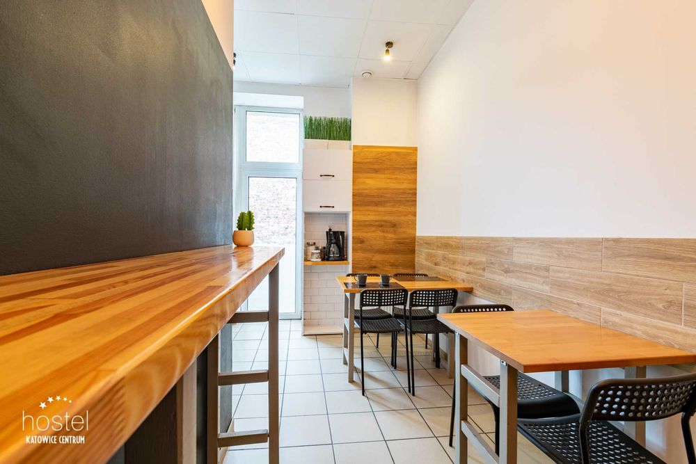 Tanie noclegi w Katowicach - HOSTEL KATOWICE CENTRUM -WiFi