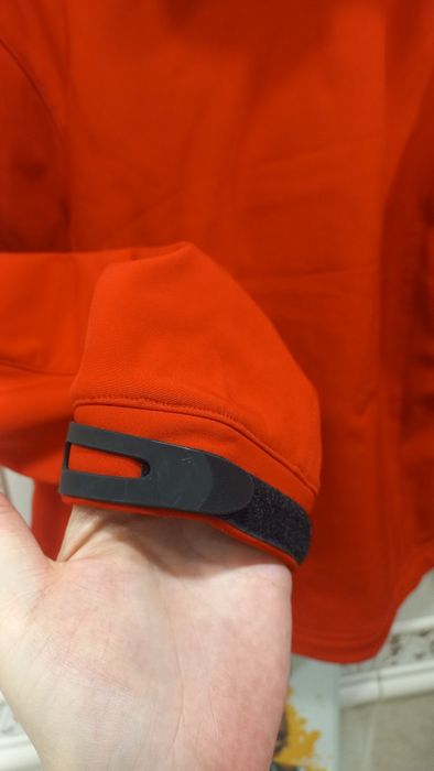 Нова куртка softshell Grizzly Active Profile Outfit
