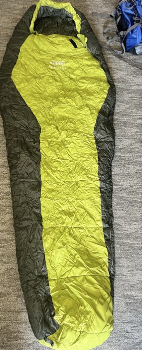 Спальный мешок Tramp Arctic Regular кокон левый green