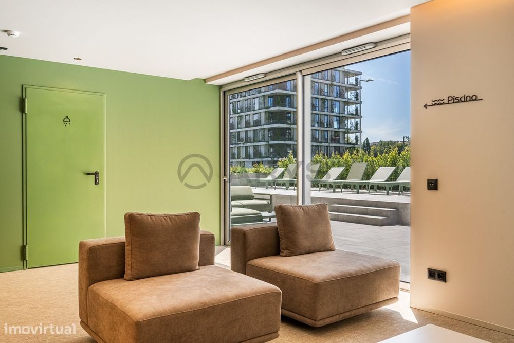 Apartamento T0 Novo em condomínio fechado com Varanda