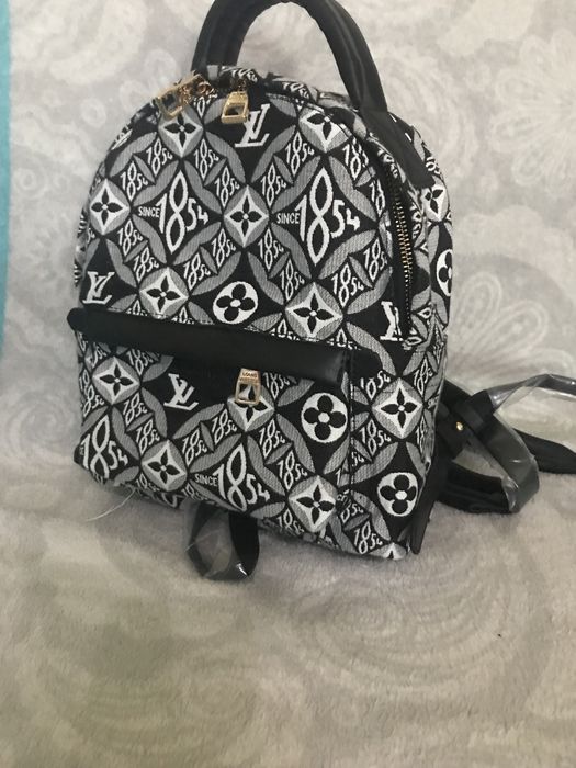 Nowy plecak louis vuitton